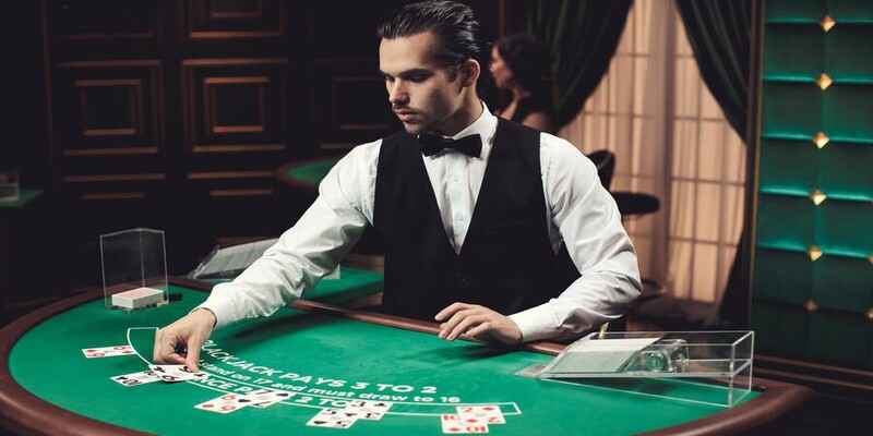 Sơ lược về công việc dealer ở casino